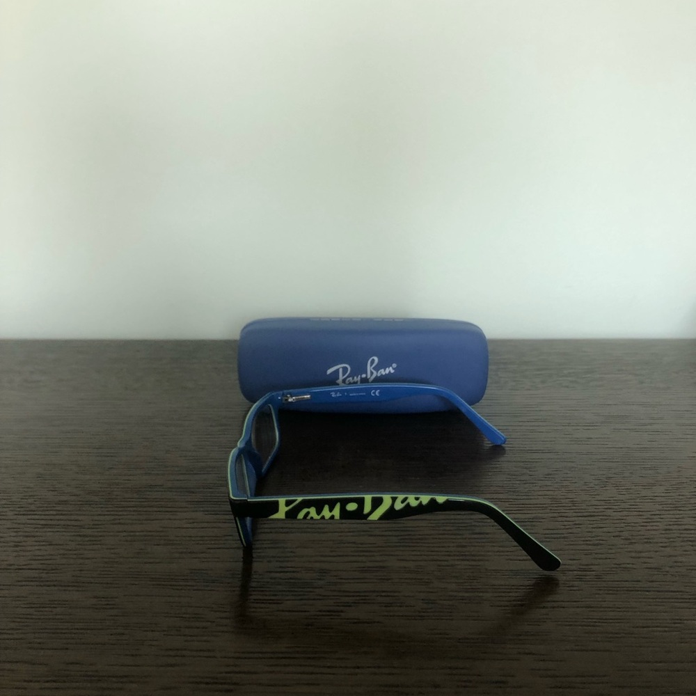 Prescription eyeglasses